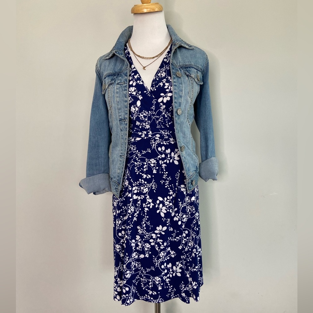 stitch fix blue floral dress Hailey:23 Seanna Faux Wrap XS Asymmetrical One-Shoulder Girls Dress group_size:petite:petite-cascade-wrap-dress-dp13915blk-black The paneled skirt adds Size (US):S